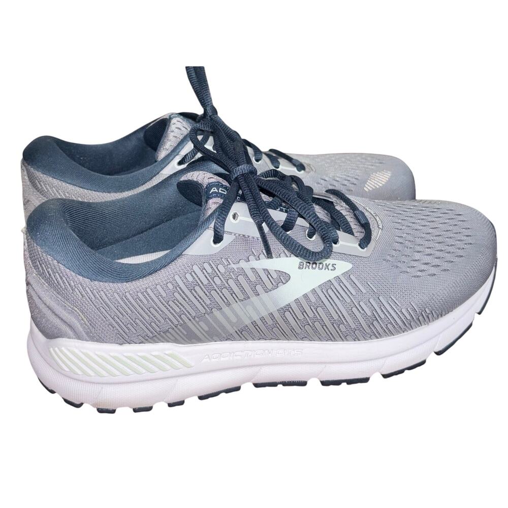 Brooks Addiction GTS 15 women’s gray navy running shoes sneakers (size 11D)